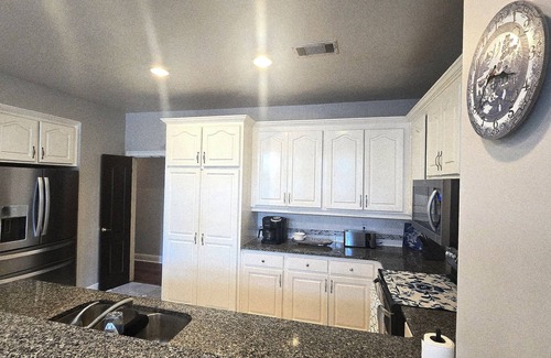 Gunter Afs Casa | The Brook at Eastchase/5-bdrm 3.5 bths