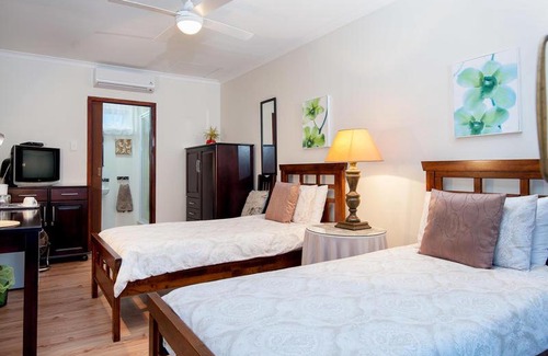 Durban North Cama Y Desayuno | The Brother's Guest House