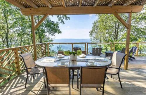 Lookout Mountain Casa | The Brow House with stunning views