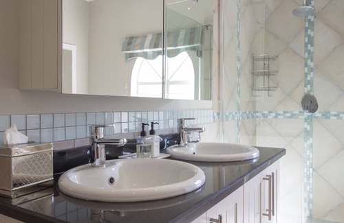 Dullstroom Casa | The Browns' Luxury Guest Suites