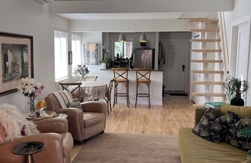 Glenwood Grove - North Iris Casa | The Buddha House - Luxurious North Boulder Retreat