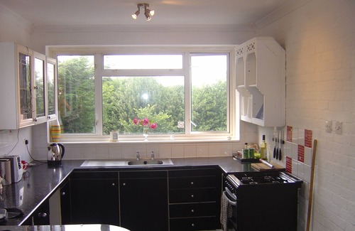 Crawley Down Casa | LA SALA DE BUDA (TRANQUILA Y LIMPIA) 15 MINUTOS DE GATWICK.