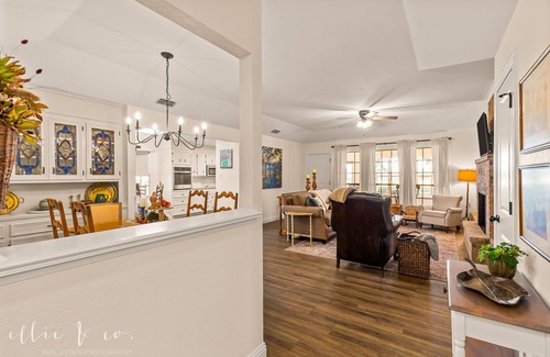 Abilene Casa | The Buffalo Gap Bungalow-Pet-Friendly! Cozy remodeled home surrounded by trees.