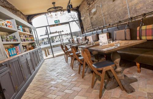 Olney Cama Y Desayuno | The Bull Hotel
