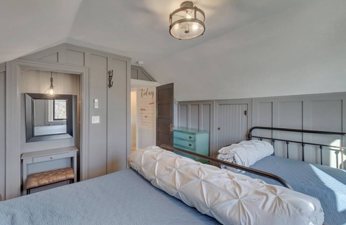 Afton Cabaña | The Bungalow at Afton Mountain Retreat