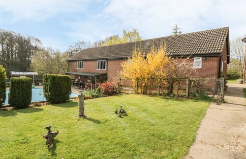 Belstead Cabaña | The Bungalow