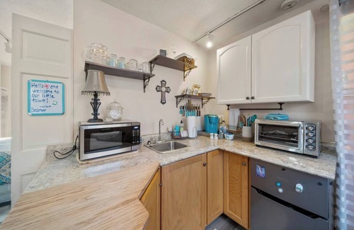 Bayfield Casa | The Bungalow on Mill St.