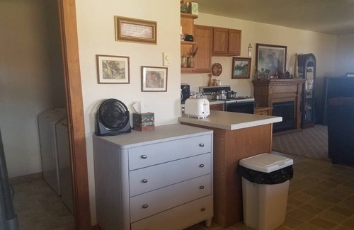 Ten Sleep Casa | The Bunkhouse: experimente la maravilla de Wyoming y el encanto de TenSleep.