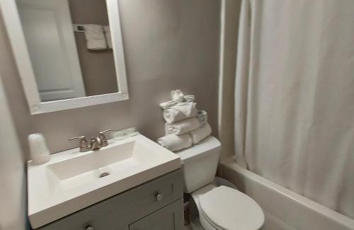 Ocean City Hotel | The Burgundy Inn Hotel and Apartments