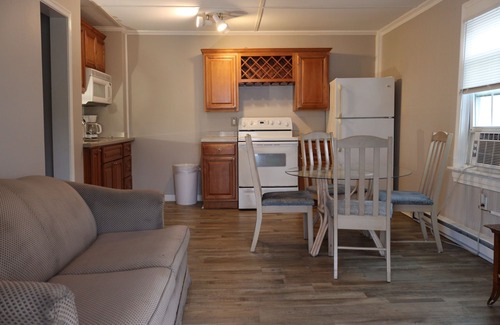 Ocean City Hotel | The Burgundy Inn