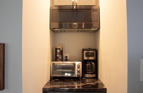 Greenville Casa | El acogedor estudio boutique de Burrow, accesible al centro