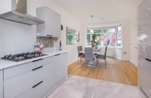 York Casa | The Burton York 3 bedroom House sleeps 6