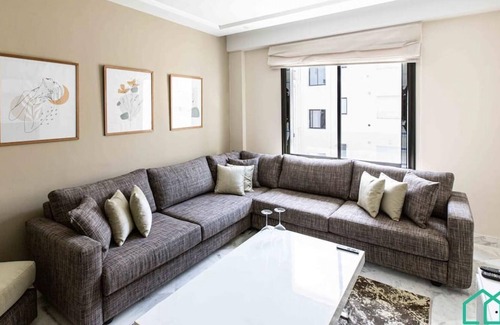 Les Berges Du Lac II Apartamento | The Business Flat central fully equipped garage