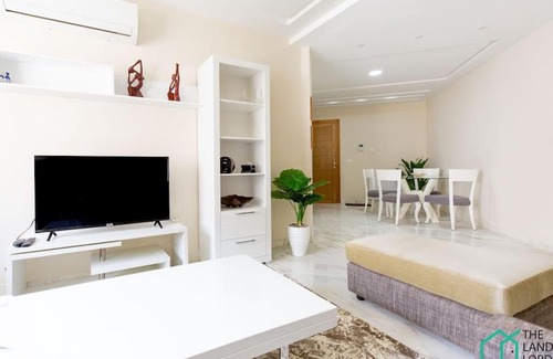 Les Berges Du Lac II Apartamento | The Business Flat central fully equipped garage