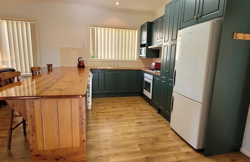 Cootamundra Casa | 'The Butcher's Block' - a home away from home