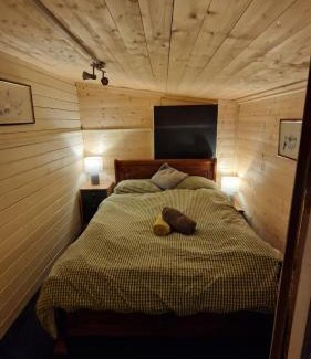 Alton Barnes Otro | The Cabin - a very quiet location