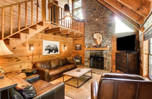 Helen Casa | The Cabin at Dukes Creek with Fire Pit and Hot Tub!