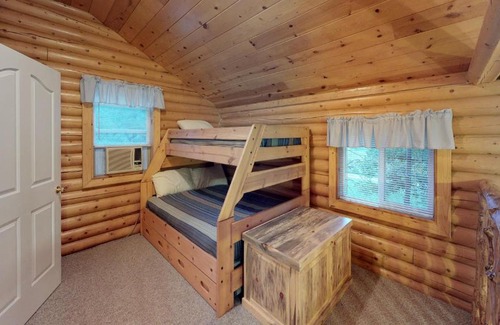Glendale Casa | The Cabin at Lydia's Canyon