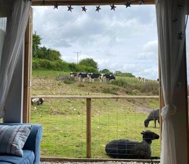 Cullompton Apartamento | The Cabin at Tedburrow rural retreat perfect for couples
