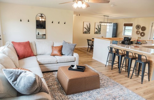 Ellicottville Casa | The Cabin- BRAND NEW listing with HOT TUB