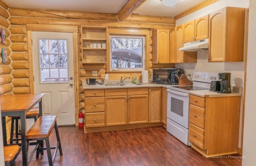 Fairbanks Casa | The Cabin in the Woods 2 森林小屋 2