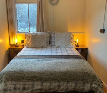 Fort Augustus Apartamento | The Cabin, Stronua. A beautiful 1 bedroom cabin.