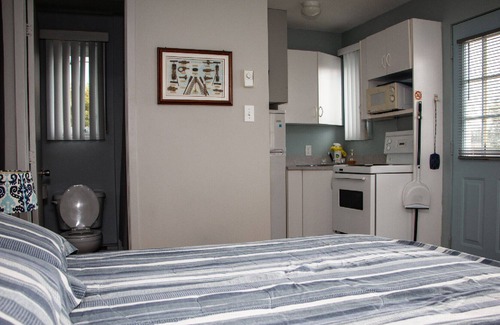 Pointe-au-Pere Chalet De Esquí | The Cabines du Phare are located in Rimouski by the sea. They are composed of te