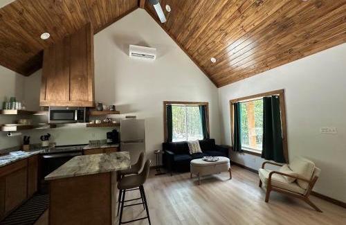 Hot Springs Casa | The Cabins at Northwoods Trails
