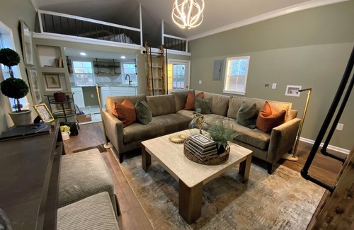 Blakely Cabina | The Cabins on Rockmine 3bedroom Modern Chic Cabin in peaceful Blakely GA WiFi AC