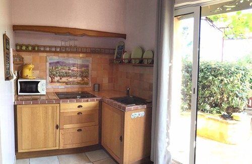 Saint-Raphael Casa | The calm of the forest, just minutes from the sea