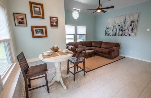 Old Town Bluffton Apartamento | The Calming Coastal Suite- 2 habitaciones / 1 baño cerca del centro de Bluffton