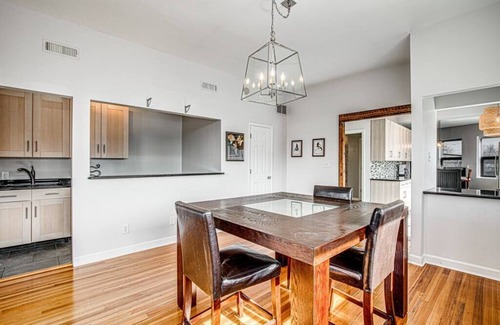 Winston - Salem Apartamento | The Camel City Lofts, Downtown!