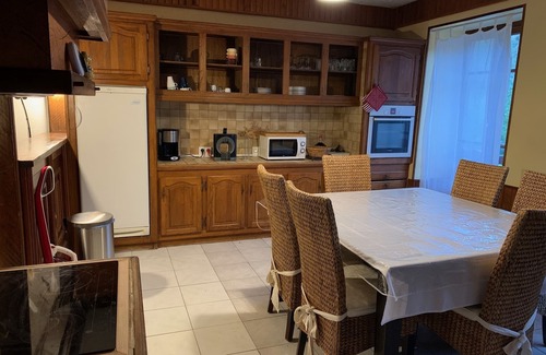 Fougax-et-Barrineuf Casa | La caminada, casa en el corazón de los Pirineos Ariégeoises