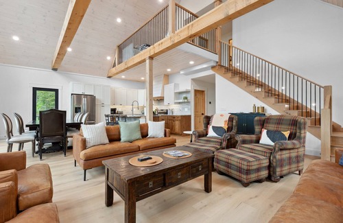 Rangeley Casa | The Camp on Cottage | Pet Friendly | Air Conditioning