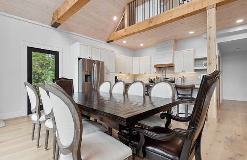 Rangeley Casa | The Camp on Cottage | Pet Friendly | Air Conditioning