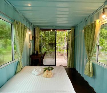Phanom Otro | The Camper Lodge Khao Sok