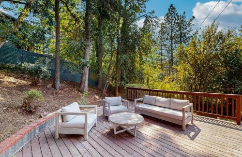 Fox Hollow Casa | The Canopy House