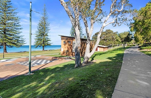 Scarborough Casa | "The Captain's Cabin" - Scarborough Q 4020