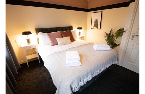 Middlesbrough Casa | The Captain's Compass