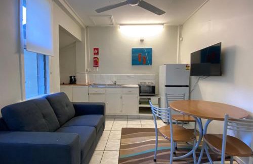 Arcadia Apartamento | The Captains Manor on Cook 8