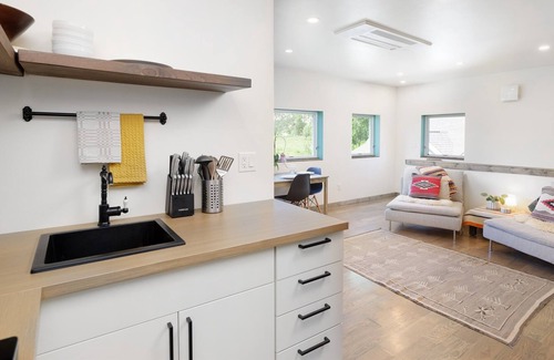 Carbondale Apartamento | The Carbondale Perch | Views + Rooftop Deck!