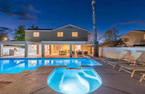 Desert Sunset Casa | The Cardinal Walk to Stadium Pool+Spa Sportcourt
