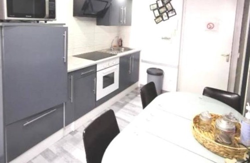 Rodez Apartamento | The carnus, heart of the city, free street parking