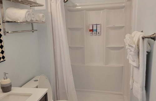 Fort Payne Casa | The Carriage House: Charming 1-bedroom guest house in Fort Payne