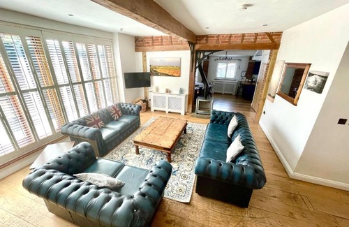 Brightlingsea Casa | The Cart Lodge at Lee Wick Farm Cottages & Glamping