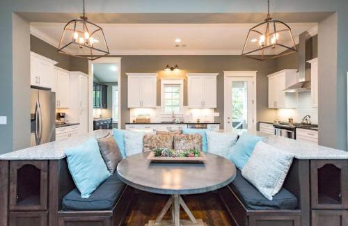 Shelby Hills Casa | The Casa Shelby 2 Miles to Downtown