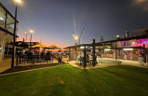 Henley Beach Apartamento | The Cast Away Apartment Henley Beach