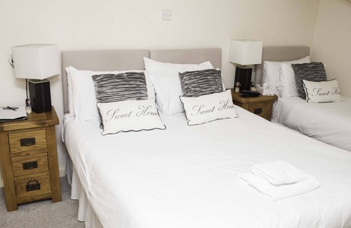 Bramber Casa | The Castle Inn Hotel
