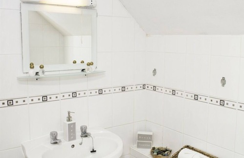 Bramber Casa | The Castle Inn Hotel