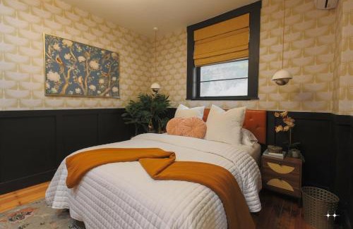 Downtown El Paso Apartamento | The Cat's Meow Apt1 Cozy Historic Sunset Heights